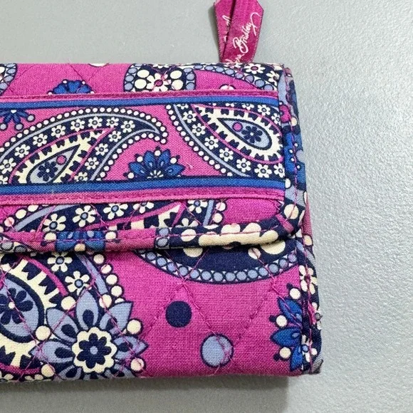Vera Bradley Pink Blue Paisley Quilted Cotton Trifold Wallet Snap Closure - Picture 3 of 14
